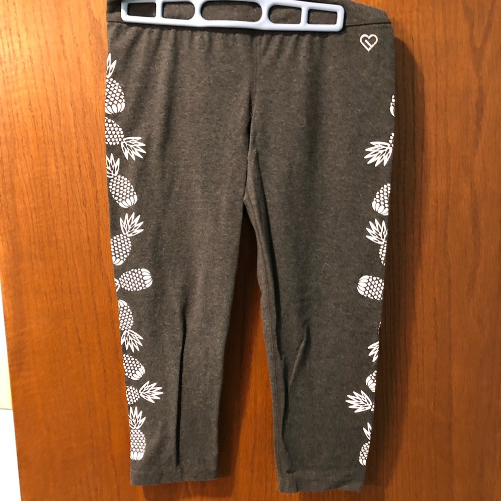 Gray Capri leggings